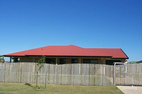 Property photo of 8 Nautilus Parade Bucasia QLD 4750