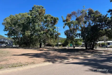 58 Horseshoe Bay Rd, Horseshoe Bay, QLD 4819