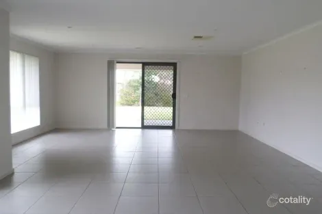 Property photo of 5 The Boulevard Sale VIC 3850
