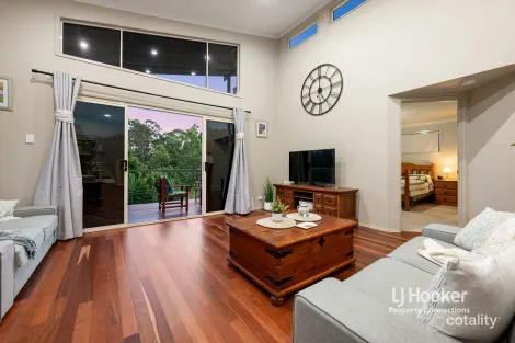 Property photo of 149 Saraband Drive Eatons Hill QLD 4037