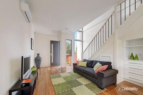 Property photo of 2/1135 Whitehorse Road Box Hill VIC 3128