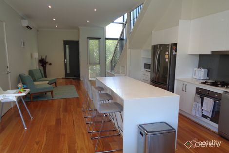 Property photo of 2/1135 Whitehorse Road Box Hill VIC 3128
