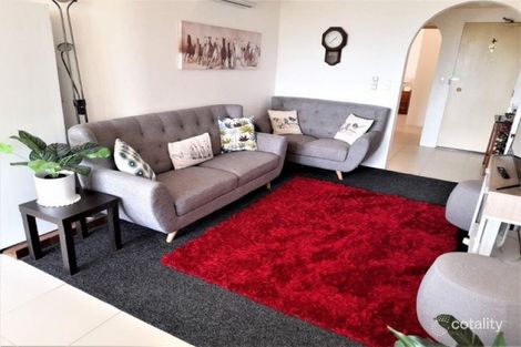 7 Broad St, Labrador, QLD 4215