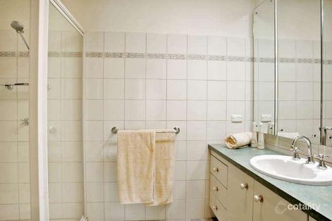 Property photo of 31 Brentwick Drive Greensborough VIC 3088
