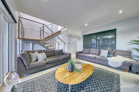 Property photo of 13 Success Crescent Salter Point WA 6152