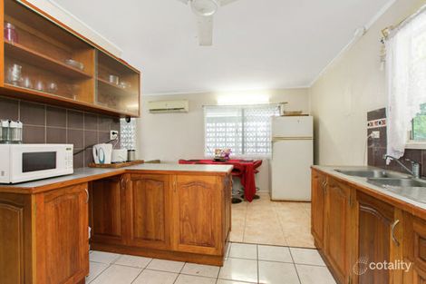 Property photo of 16 West Street Manunda QLD 4870