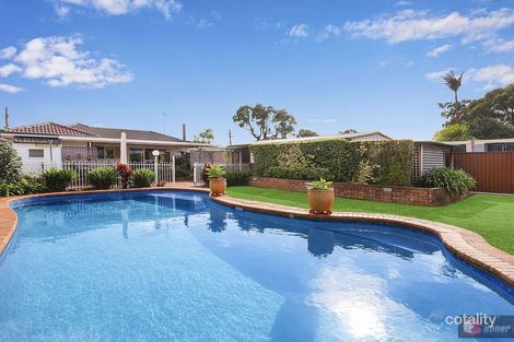 Property photo of 19 Zonnebeke Crescent Milperra NSW 2214