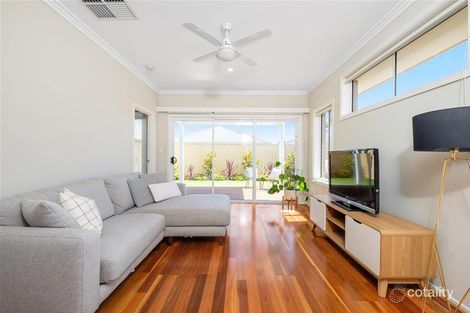 Property photo of 5 Naval Road Seaford Meadows SA 5169