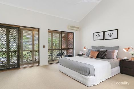 Property photo of 1/1 Jerdanefield Road St Lucia QLD 4067