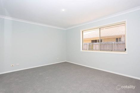 18 Tallow Ct, Sandstone Point, QLD 4511