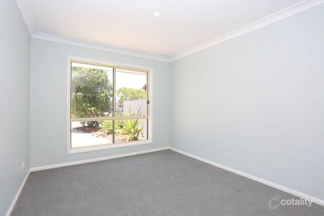 Property photo of 18 Tallow Court Sandstone Point QLD 4511