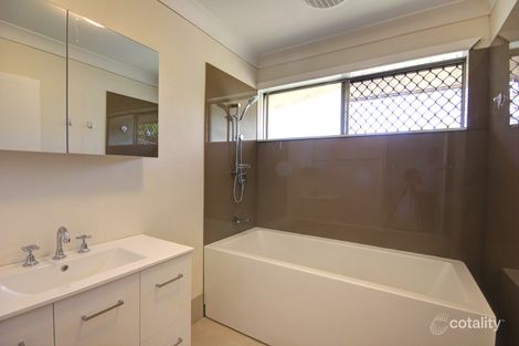 Property photo of 15 Algona Street Holland Park West QLD 4121