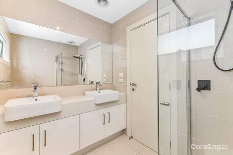 Property photo of 2/2 Agnes Court Glen Waverley VIC 3150