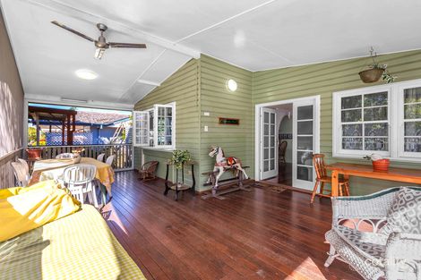 Property photo of 45 Yanderra Avenue Arana Hills QLD 4054