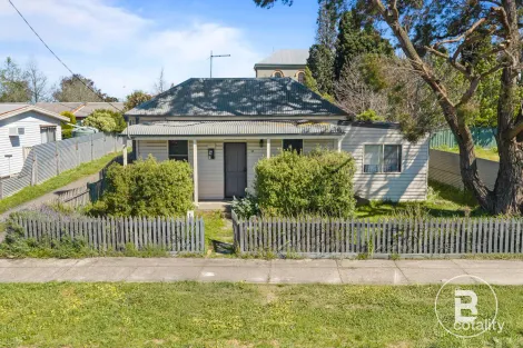 14 BRIDGE ST, SEBASTOPOL, VIC 3356