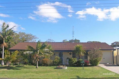 35 West St, Greenwell Point, NSW 2540