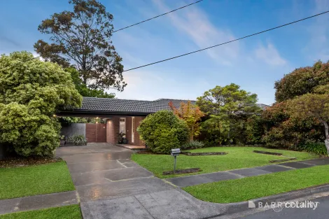 3 Debbie Ct, Dingley Village, VIC 3172