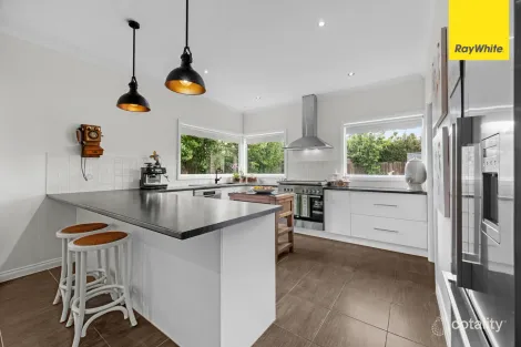 Property photo of 632 Eynesbury Road Eynesbury VIC 3338