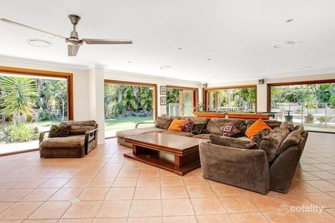 Property photo of 29 Winderadeen Drive Highland Park QLD 4211