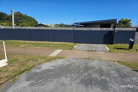 27 Burnett Heads Rd, Burnett Heads, QLD 4670