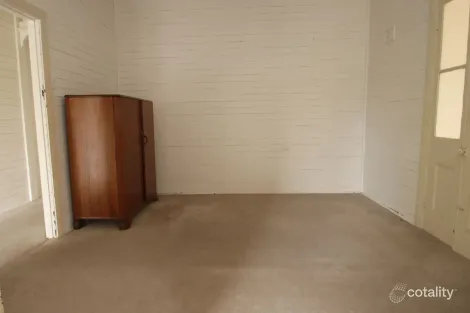 Property photo of 8 Erindee Avenue Tenterfield NSW 2372