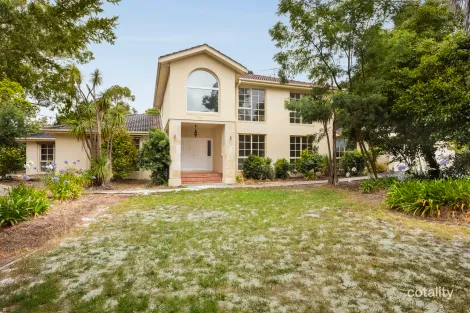 Property photo of 11 Pennington Close Mount Eliza VIC 3930