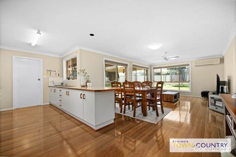 Property photo of 19 Ishbell Drive Armidale NSW 2350