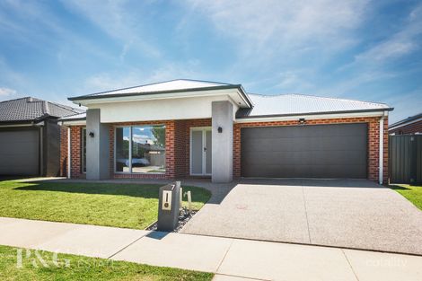 Property photo of 7 Burchill Avenue Cranbourne East VIC 3977