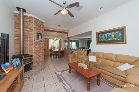 Property photo of 25 Traverse Road Mullaloo WA 6027