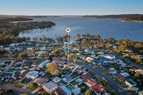 Property photo of 137 Winbin Crescent Gwandalan NSW 2259