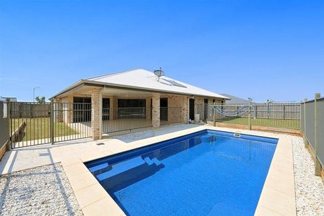 Property photo of 5 Jasmine Court Kalkie QLD 4670