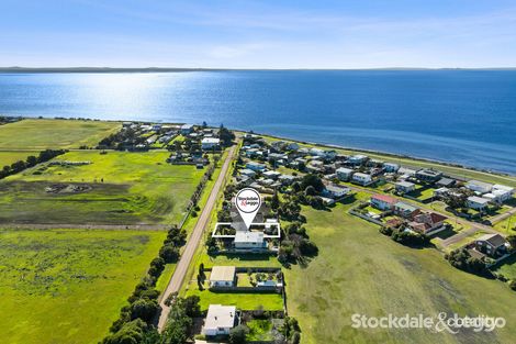 Property photo of 21 Grassy Point Road Indented Head VIC 3223