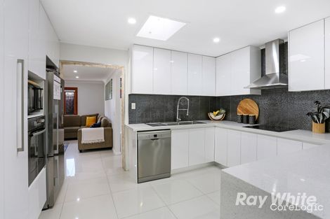 Property photo of 2 Samuel Place St Clair NSW 2759
