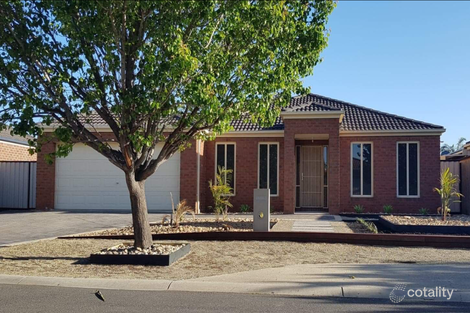 18 Swanston Ct, Taylors Hill, VIC 3037