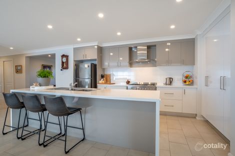 Property photo of 26 Haywood Drive Orange NSW 2800