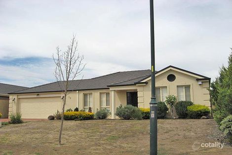 18 Bruce Way, Taylors Lakes, VIC 3038