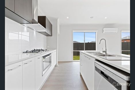 Property photo of 137 Shortridge Drive Lucas VIC 3350