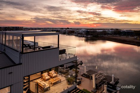 Property photo of 85 Quay Circuit Newport QLD 4020