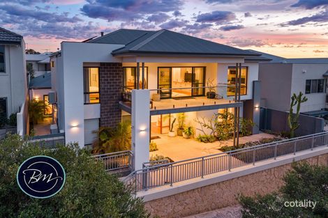 10 Huntress Ave, North Coogee, WA 6163