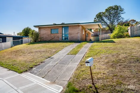 2 Tapner Ct, Triabunna, TAS 7190