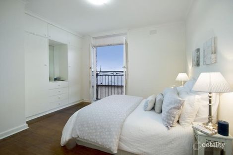 Property photo of 2/163 Derby Street Kew VIC 3101