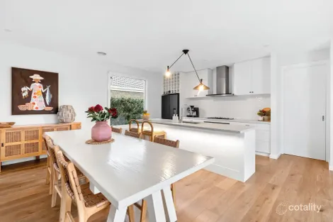 Property photo of 25 Thrive Avenue Mount Duneed VIC 3217