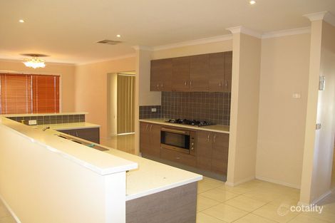 Property photo of 11 Tambo Crescent Taylors Hill VIC 3037