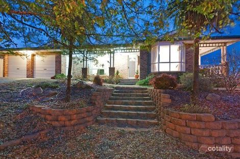 Property photo of 2 Buckmaster Crescent Dunlop ACT 2615