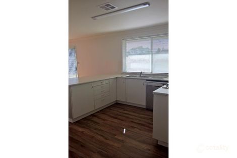 Property photo of 8 Dooland Court Nicholls ACT 2913