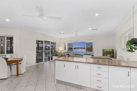 Property photo of 86 Monterey Keys Drive Helensvale QLD 4212