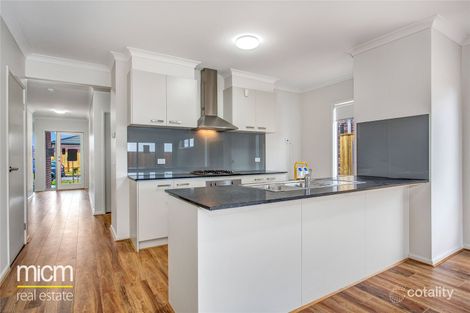 Property photo of 27 Lismore Road Point Cook VIC 3030