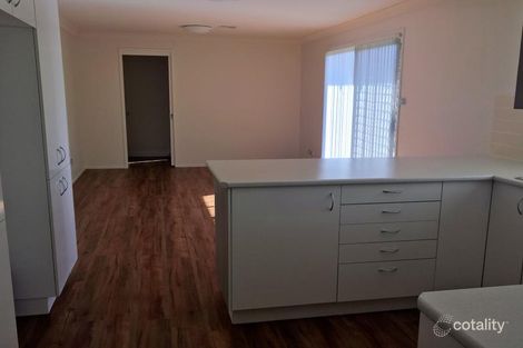 Property photo of 8 Dooland Court Nicholls ACT 2913