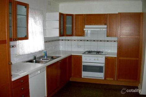 Property photo of 19 Yvonne Avenue Croydon South VIC 3136