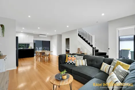 6/52 Stenhouse Ave, Brooklyn, VIC 3012